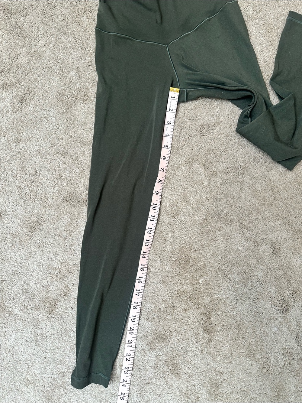 OFFLINE Aerie High Rise 7/8 Leggings Green Basque Dipped V-Waist Women M Stretch - Picture 7 of 7